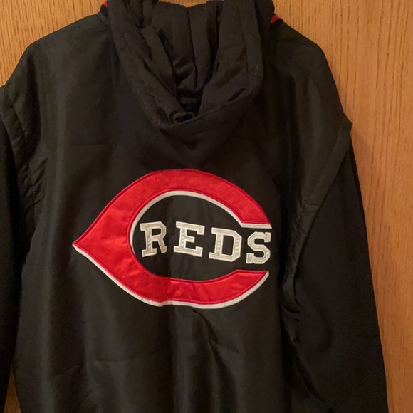 Cincinnati Reds Button Up Hoodie Jacket/Rare - Picture 2 of 3